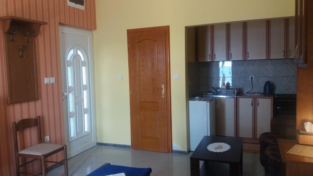 Garni Hotel Bokeska Noc Herceg Novi Buitenkant foto