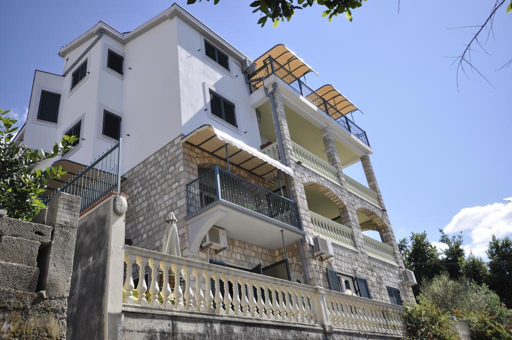 Garni Hotel Bokeska Noc Herceg Novi Buitenkant foto