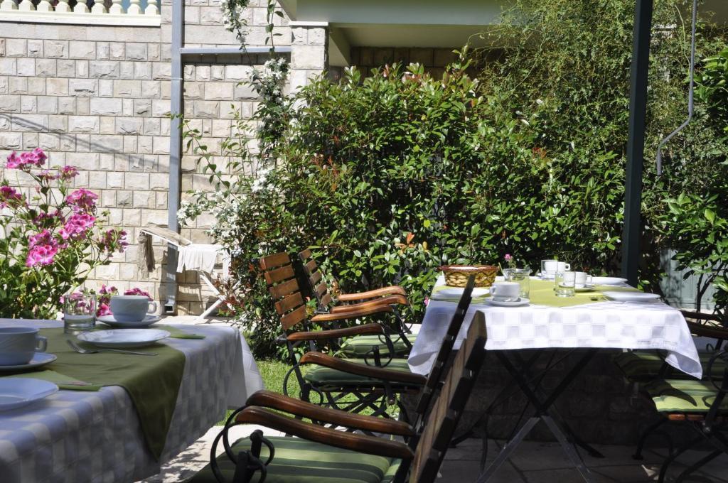 Garni Hotel Bokeska Noc Herceg Novi Buitenkant foto