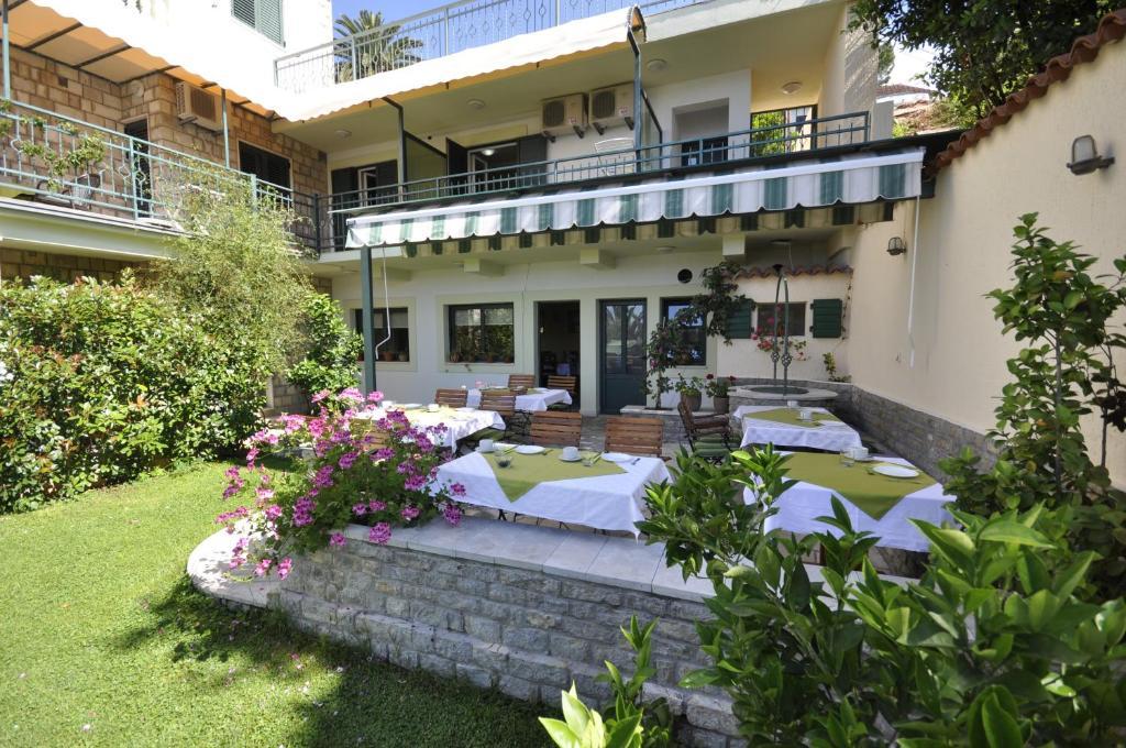 Garni Hotel Bokeska Noc Herceg Novi Buitenkant foto